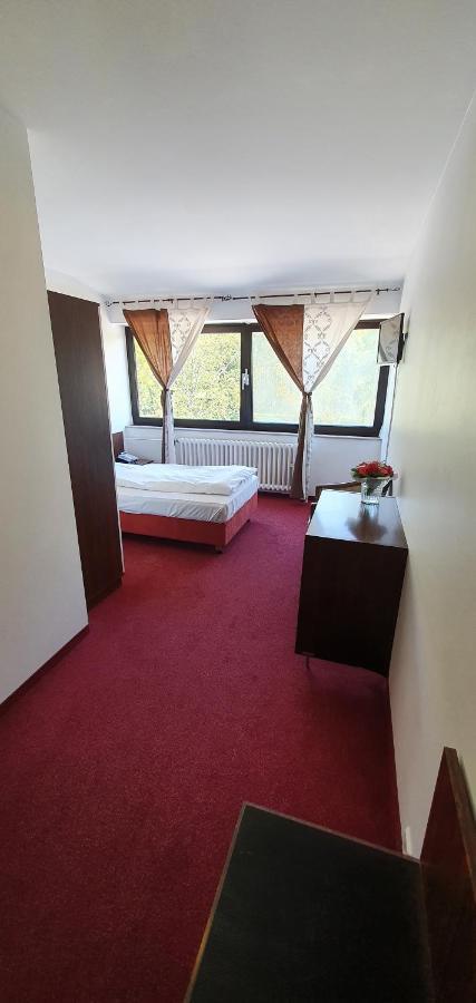 Hotel Poock 哈恩 外观 照片